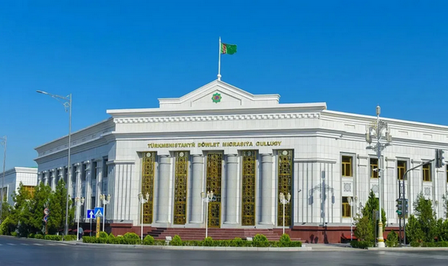 Миграционная служба Туркменистана расширит спектр своих услуг