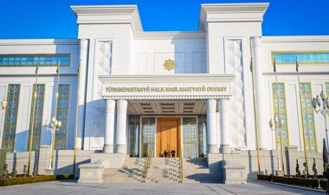 https://vestiabad.ru/news/4911/geroiarkadag-turkmenistana-pozdravil-glavu-gosudarstva-s-dnem-pobedy