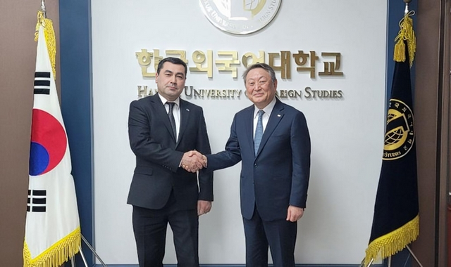 Чрезвычайный и Полномочный посол Туркменистана встретился с президентом корейского ВУЗа