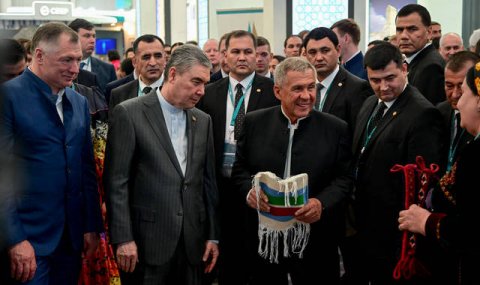 https://vestiabad.ru/news/5183/geroyaarkadaga-turkmenistana-za-vizit-v-kazan-poblagodaril-minnihanov