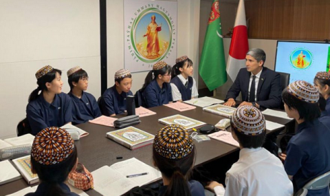 https://vestiabad.ru/news/7489/shkolniki-tokio-oznakomilis-s-zhiznyu-i-naslediem-velikogo-poeta-turkmenistana