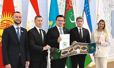 https://vestiabad.ru/news/7155/turkmenskaya-delegaciya-predstavila-stranu-na-molodezhnom-lagere-v-almaty