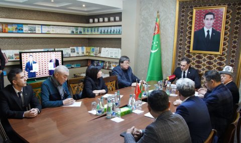 https://vestiabad.ru/news/2845/posolstvo-turkmenistana-v-kirgizii-organizovalo-nauchnokulturnyi-brifing