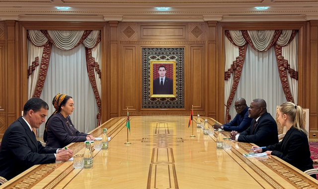 В Туркменистане аккредитован посол Республики Ангола
