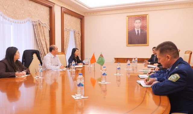 Таможенники Туркменистана и КНР обменялись опытом в реализации программы УЭО