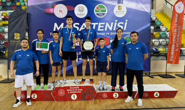 Туркменистан удостоился серебра на соревнованиях по настольному теннису