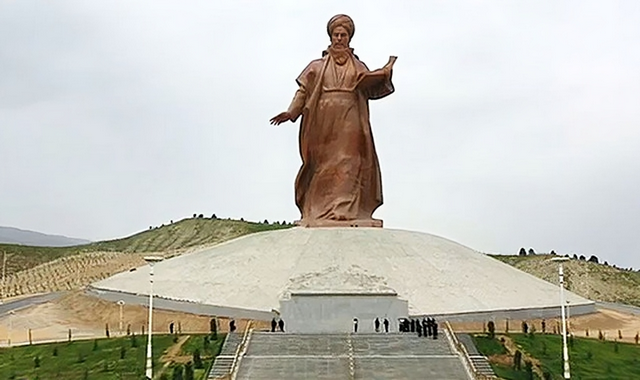 В Туркменистане ведется подготовка к открытию культурно-паркового комплекса Махтумкули Фраги