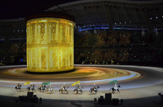 В Ашхабаде пройдет световое шоу в честь открытия монумента «Махтумкули Фраги»