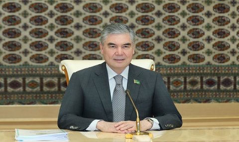 https://vestiabad.ru/news/2245/nacionalnyi-lider-turkmenskogo-naroda-gurbanguly-berdymuhamedov-pozdravil-grazhdan-s-novym-godom