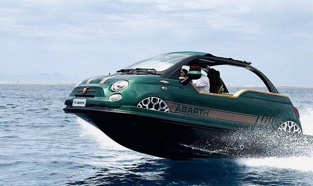 На выставке в Монте-Карло была представлена спортивная лодка Abarth Offshore