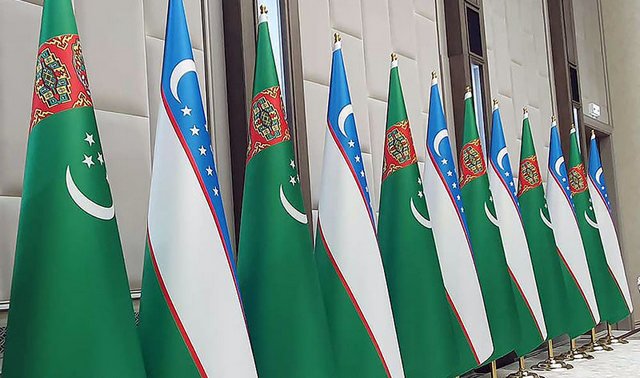 Руководители внешнеполитических ведомств Туркменистана и Узбекистана провели телефонный разговор