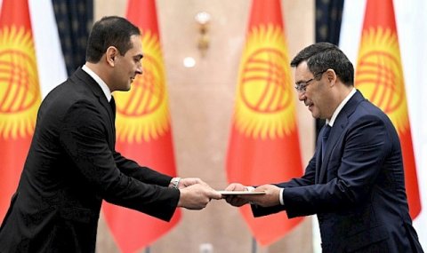 https://vestiabad.ru/news/2039/posol-turkmenistana-vruchil-veritelnye-gramoty-prezidentu-kirgizii