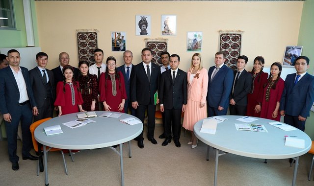 Туркменистан и Астрахань укрепят сотрудничество в области культуры и образования
