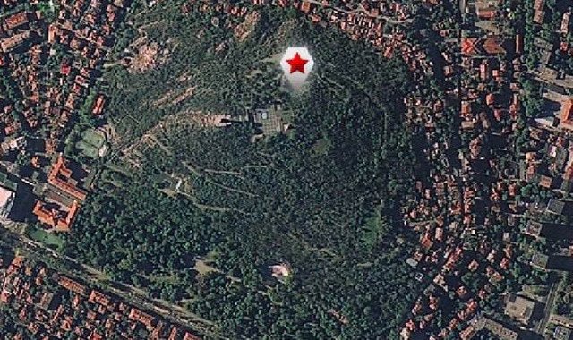 Роскосмос представил снимки памятников советским воинам, полученные с помощью спутника