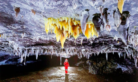 https://vestiabad.ru/news/8070/v-ashhabade-otkryta-fotovystavka-koitendag-unikalnye-snimki-peshcher