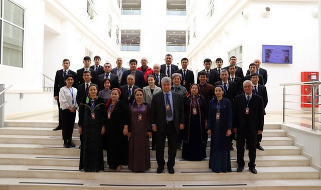 Туркменистан подготовил 30 тренеров в области адаптации к изменению климата