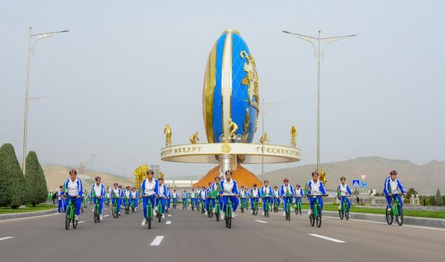 Какие дороги перекроют в Ашхабаде 7 апреля