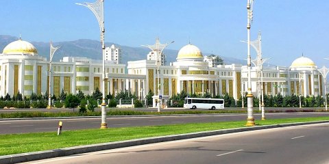 https://vestiabad.ru/news/999/turkmenskyi-medytsynskyi-unyversytet-zakliuchyl-sohlashenye-o-sotrudnychestve-s-unyversytetom-zemmelvaisa