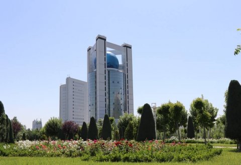 https://vestiabad.ru/news/31/shester-kh-dyplomatov-nahradyly-znakom-otlychyia-yskusn-i-dyplomat-turkmenystana