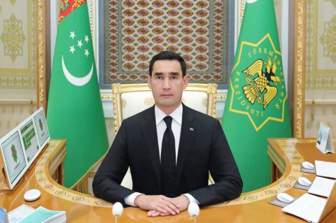 https://vestiabad.ru/news/1243/prezydent-turkmenystana-blahoslovyl-start-posevnoi-y-sbor-urozhaia