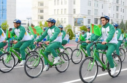 https://vestiabad.ru/news/892/vsemyrn-i-den-velosypeda-otmetiat-v-turkmenystane