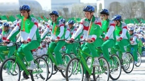 https://vestiabad.ru/news/943/v-turkmenystane-vsemyrn-i-den-velosypeda-b-l-otmechen-massov-my-veloprobehamy