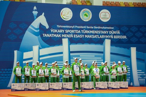 https://vestiabad.ru/news/879/v-turkmenystane-nahradyly-sportsmenov-udachno-v-stupyvshykh-na-mezhdunarodn-kh-sorevnovanyiakh