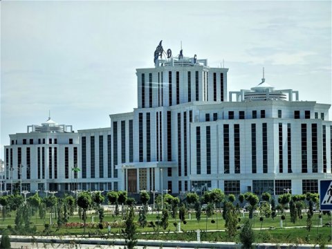 https://vestiabad.ru/news/770/prezydent-turkmenystana-naznachyl-prokurora-y-nachalnyka-polytsyy-horoda-arkadah