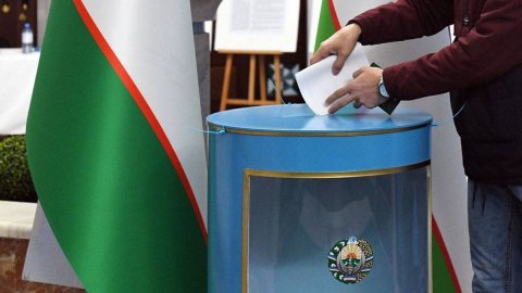 https://vestiabad.ru/news/403/v-turkmenystane-otkr-t-uchastky-dlia-holosovanyia-na-konstytutsyonnom-referendume-dlia-hrazhdan-uzbekystana