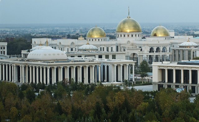 Главе Государственной таможенной службы Туркменистана объявлен строгий выговор